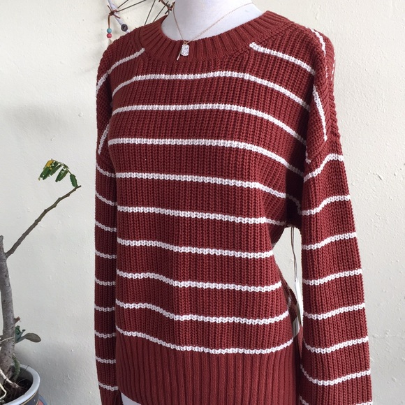 Burnt Orange 🍊 Sweater - Picture 2 of 7